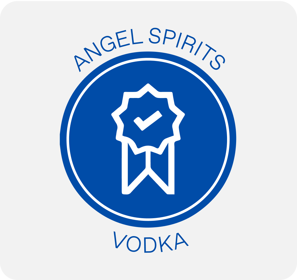 Bottiglia di Angel Spirits Vodka con denominazione legale Polska Vodka.
